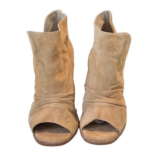 42 Gold Tan Loyalty Suede Open Toe Block Heel Booties Size 10 - Picture 2 of 14